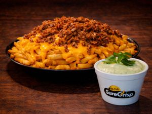 Baita Batata Frita Costela Desfiada e Cheddar