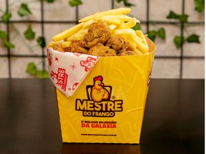 Coraçãozinho no Pote - Coração Empanado 500g + Batata ou Polenta 100g + 2 Molhos