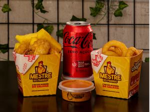 Super Combinho - Frango 250g + Batata ou Polenta 50g + Porção + Coca lata 350ml