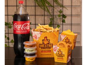 Combo Super Família Frango frito + batata ou polenta+ 2 porções 400g +Coca 2l
