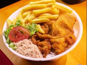 Frango à milanesa c/ fritas