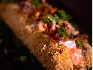 Hot Dog Japones - Salmão