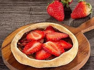Esfiha Morango com Chocolate
