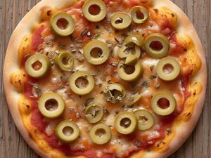 mini pizza Azeitonas(pedido mínimo de 50,00 total)