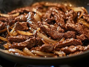 Carne com Cebola