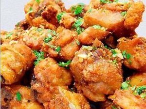 Frango à Passarinho