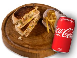 O tal do Xis coração + porção de batata + coca lata