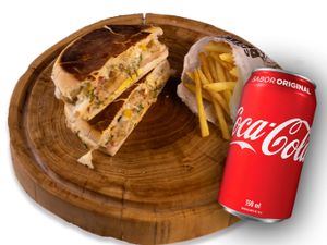 O tal do xis salada + porção batata + coca lata