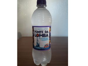 Agua sem gás