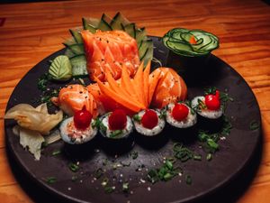 Combinado De Salmão 15 Peças