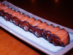 Sashimis De Salmão Black (10 Peças)