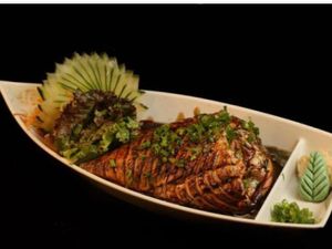 Temaki maçaricado camarão