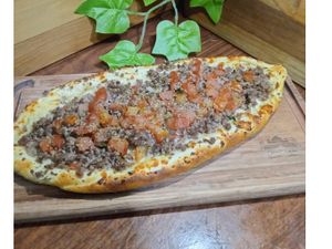 Pizza Turca de Carne
