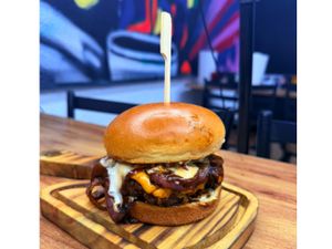 Hambúrguer Furioso