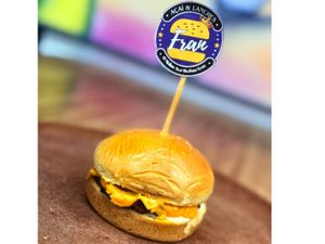 Hambúrguer Kids Alice