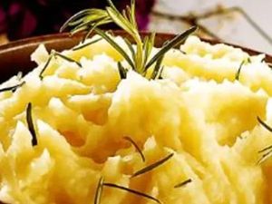 Purê + carne moída