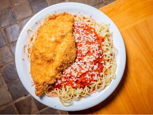 Milanesa frango ao Pomodoro