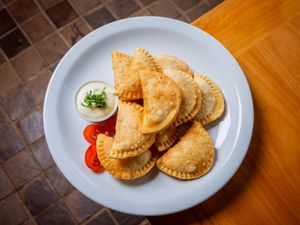 Mini Pastéis de Queijo