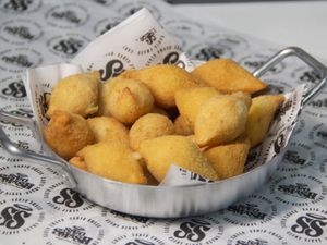 Aipim com Queijo