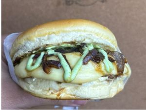 2 Dom Provolone + fritas + coca 2 litros