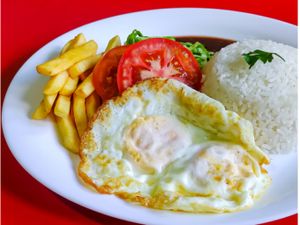 PRATO FEITO 2 OVOS FRITO