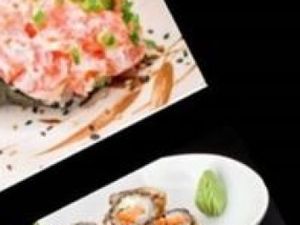 1 temaki Filadélfia+1 hot Filadélfia 8 peças