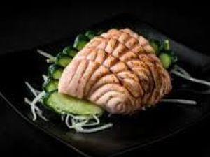 Sashimis salmão selado 10 peças