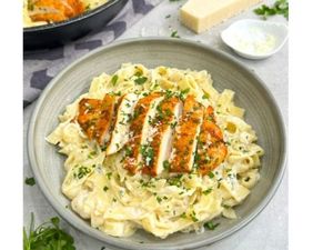 Massa Tagliatelle Senhor Frango ( Filé de Frango)