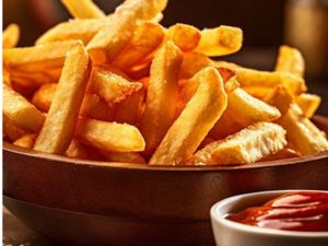 Porção de batatas fritas