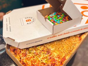 Pizza Gigante + Brotinho Doce