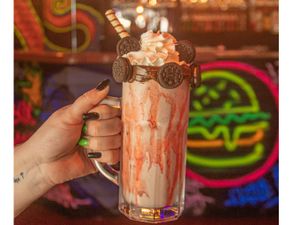 Milk Oreo Frutas Vermelhas