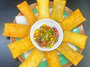 Pastéis Mistos 10 Un - ( 5 Costela )  ( 5 Queijo )