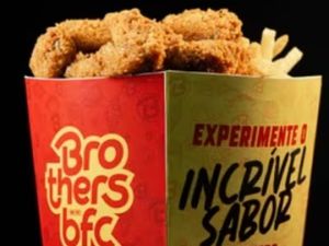 Brothers Tulipa na Caixa M (Com Osso) + Porção + 02 Molhos da Casa