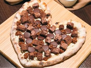 Pizza em forma de coracão (pedidos especiais)