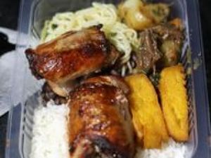 Marmitex com Frango 800g
