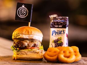 CLAN KIDS ( hambúrguer + sorriso + kapo)