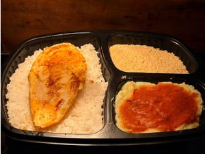 Frango grelhado com pure