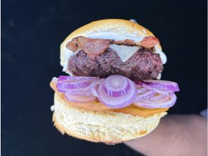Hambúrguer 4 da Manhã