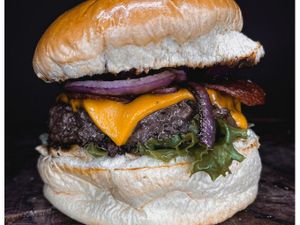 Combo Corujinha ( 5am + coca lata)