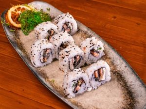 Uramaki Skin 08 peças