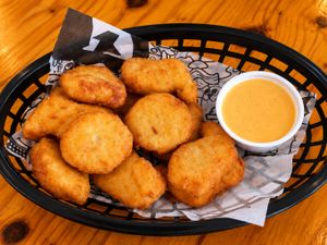 PORÇÃO DE NUGGETS (16 un.)