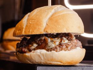 DALLE BURGUER