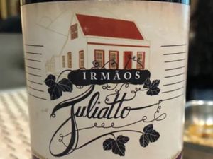 Vinho Juliatto
