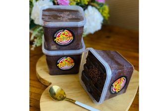 Bolo de pote de brigadeiro