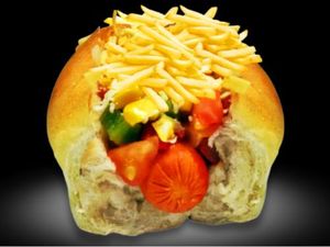 14 - Uma salsicha + uma linguiça