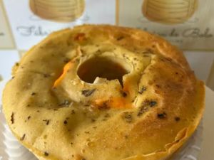 BOLO SALGADO DE FRANGO COM CHEDDAR