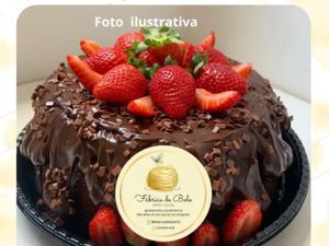 Bolo decorado cobertura ninho