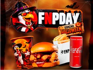 BURGER ASSUSTADOR BBQ + PORÇÃO DE FRITAS PP + COCA LATA + COPO HALLOWEEN