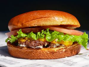 O TAL DO SMASH Y SALADA