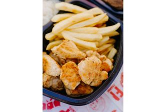 A La Minuta de Frango Grelhado + MAIONESE GRÁTIS